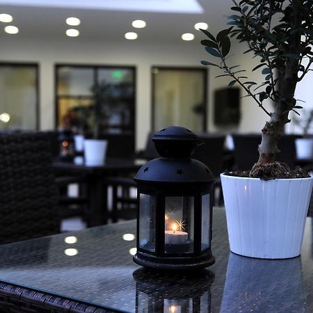 Royiatiko Hotel Nicosie Extérieur photo