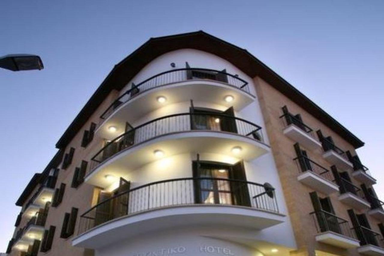 Royiatiko Hotel Nicosie Extérieur photo