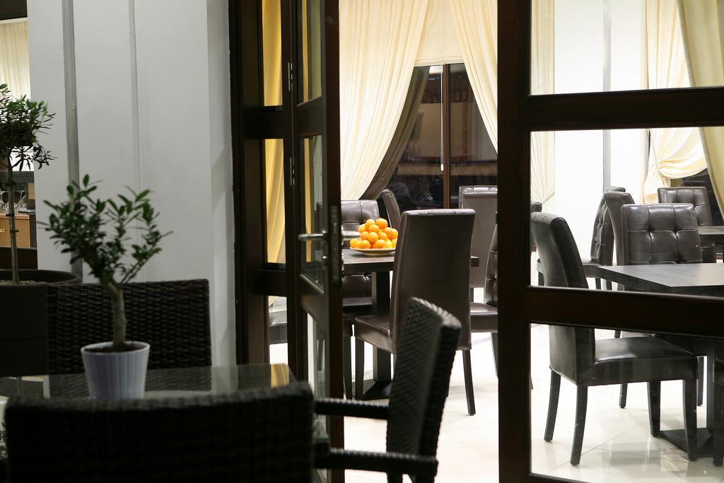 Royiatiko Hotel Nicosie Extérieur photo